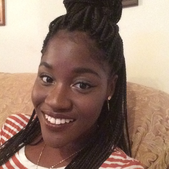 Meet your Posher, Veronica Haney - Picture 6 of 8